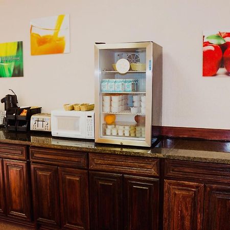 Americas Best Value Inn-Fredonia Екстериор снимка
